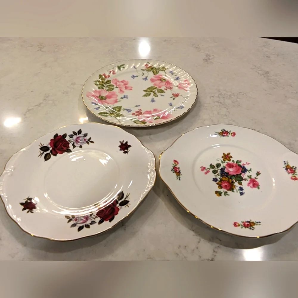 Set of 3 Vintage servers plates but all pieces are by different companies